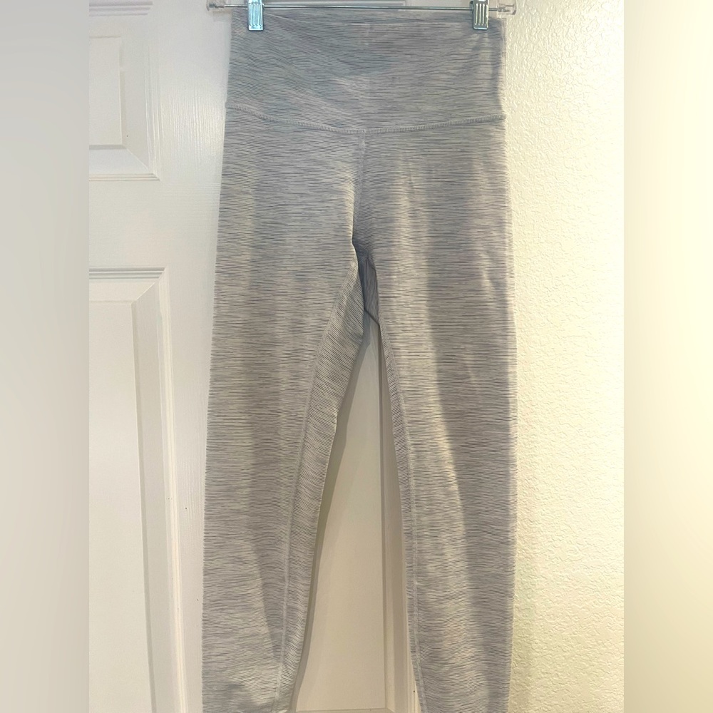 Lululemon High Waist Crop Leggings (6)